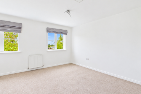Pinewood Walk, Pinewood Drive,, Cheltenham, GL51  photo 3