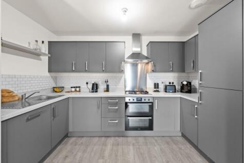 Thornliebank Road, Thornliebank, East Renfrewshire, G46 photo 4