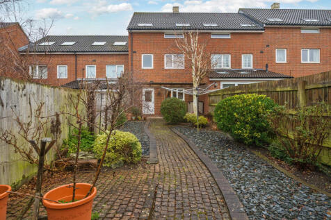 1401044-4-6981d6e...