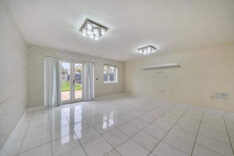 1375255-10-6904cd...