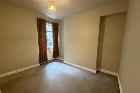 Llantwit Road, Treforest, Pontypridd, Rhondda Cynon Taf photo 5