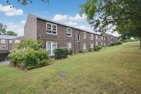 Accommodation comprises