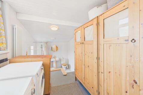 Bathroom/Utility
