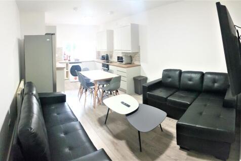 5 Bedroom Semi-Detached in M14 6YB