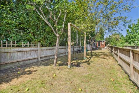 CAM02545G0-PR0468-STILL020