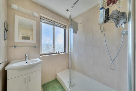 1347279-11-68c945...