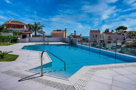Communal Pool