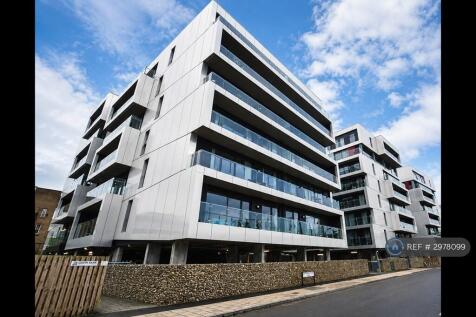 Apartment Frontage