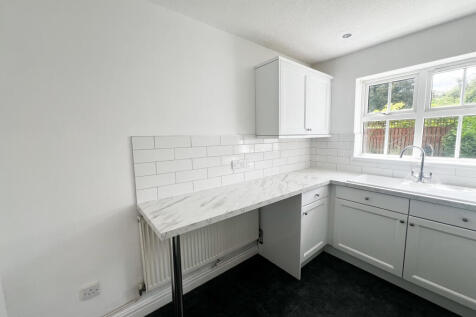 Tadman Close, Beverley photo 3