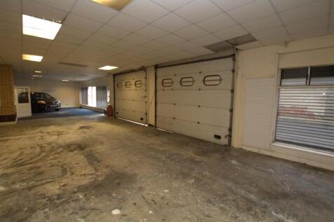 shuttered front .jpg