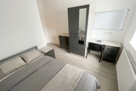 Flat 3, Trinity Square, Trinity Street, Leamington Spa photo 4