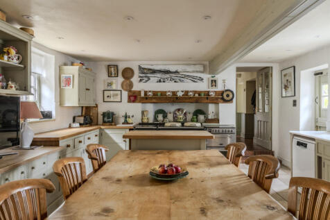 318740 - WHhr-29.jpg