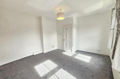 Guildford Road, Farnham, Surrey photo 4