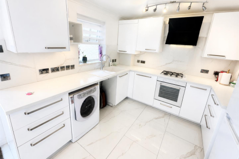 KITCHEN NEW.png