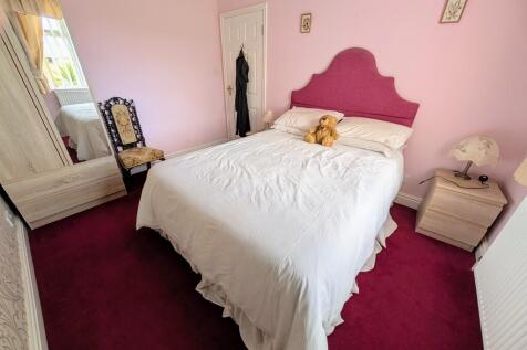 PXL_20251027_1153...