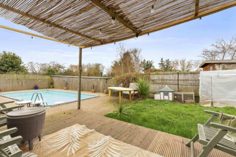 118 Little Marlow Rd, SL7 1HG (LOW RES)-12