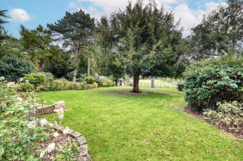 Tollbar Rd Islip-10.jpg