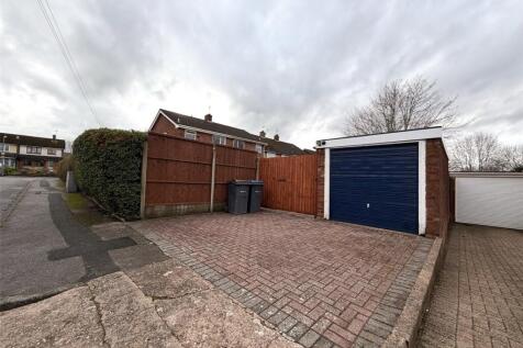 Garage/Drive