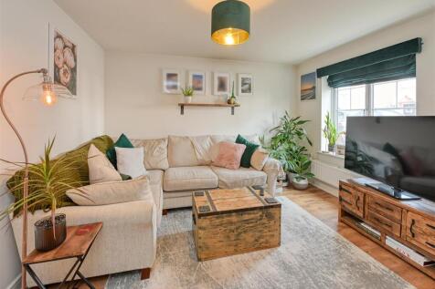 24 Thelwell Drive-10.jpg