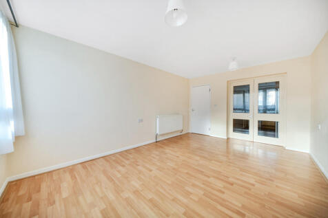 1384636-12-692599...