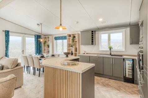 Kitchen/Diner/Lounge