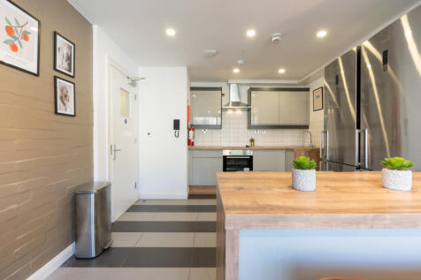 Jesmond View Block B Flat 6 kitchen 2