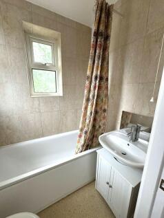 Heathfield Road, Hitchin, Hertfordshire, SG5 photo 5