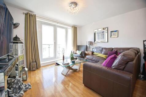 Living/Dining Area
