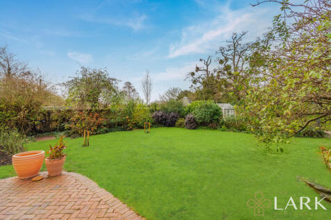 8669044-exteriorW...