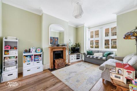 85 Camborne Avenue-3.jpg