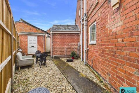 Rear Outside Space