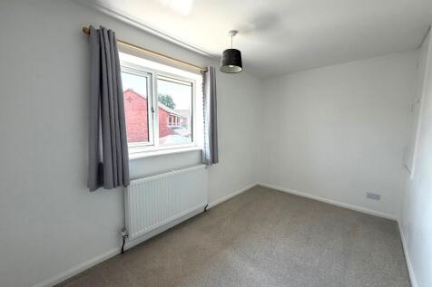 Hine Avenue, Newark, NG24 photo 5
