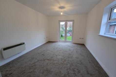 86 Stonemere Drive, Radcliffe, Bury photo 4