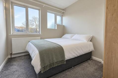 Churston Close, Tulse Hill, Lambeth, London photo 5