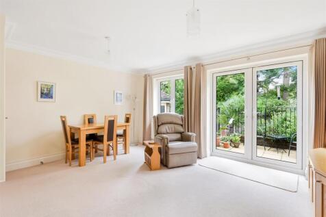 ROWAN CLOSE, 11 (15).jpg