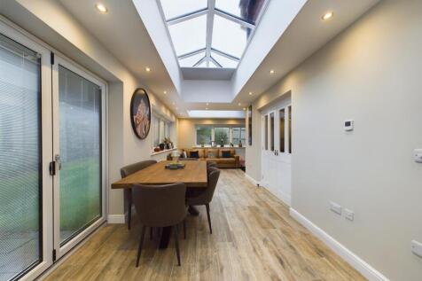 Orangery/Family Room