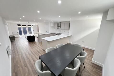 Barrfield Road, Salford, M6 photo 3