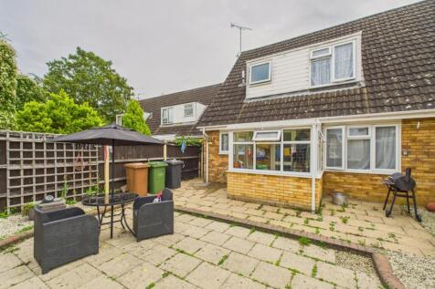 CAM01909G0-PR0373-STILL006