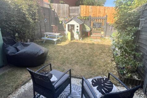 Enclosed rear garden