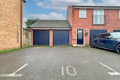 Garage &amp; Driveway