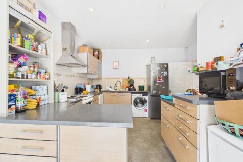 Deep Street, Prestbury, Cheltenham GL52 3AW photo 4