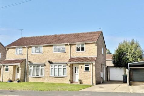 Verwood, BH31 - property photo