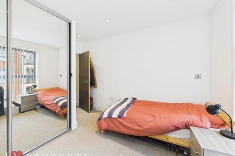 CAM05016G0-PR0103-ST