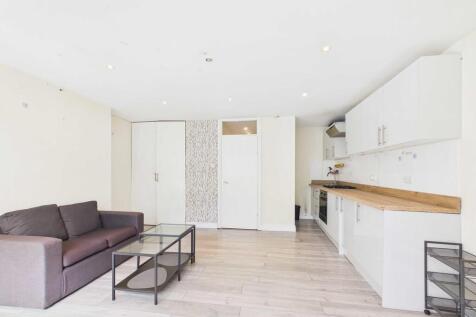 Breton House, Bermondsey photo 4