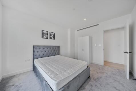 1302071-19-685095...