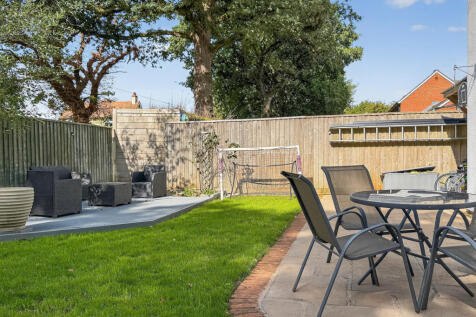 Enclosed Rear Garden