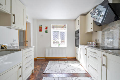 1289200-10-683983...