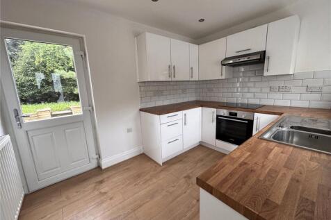 Bridge Street, Howden Le Wear, Crook, Durham, DL15 photo 3