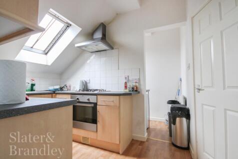 **INCLUSIVE OF ALL BILLS & Wi-Fi** Room 5, Flat 4, Loughborough Road, West Bridgford, NG2 photo 4