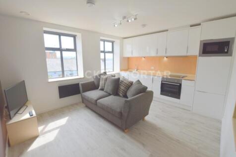 17 Heaton Bank Lounge.jpg